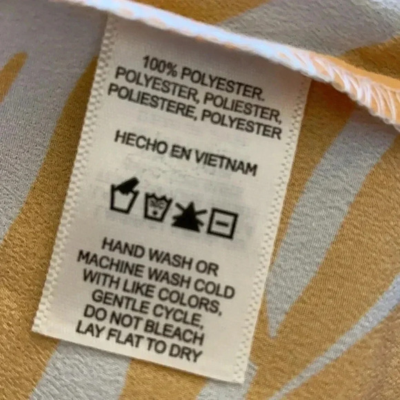 Maison Du Soir | Magnolia Luxe Robe - Picture 6 of 6